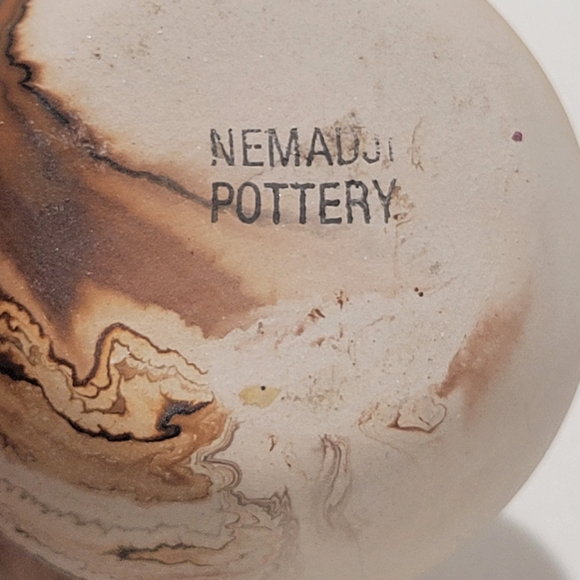 Nemadji Indian clay pottery bud vase - Picture 7 of 9
